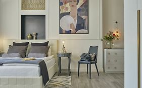 7seasons Central Suites  3*